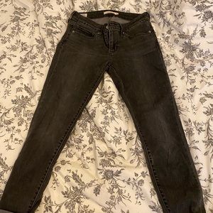Levi’s 711 Skinny Jeans